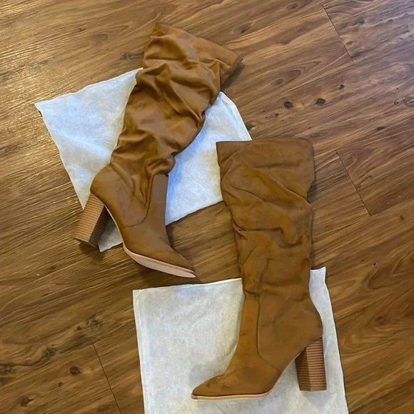 🆕🤎JULIET HOLY: Chunky Heel Square Toe Boot ✨WIDE CALF FRIENDLY✨SZ 9 - Picture 9 of 12